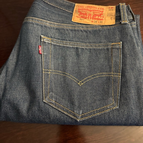Levi's Men's Dark Blue Straight Jeans - Picture 1 of 1